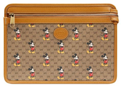 Gucci x Disney Pouch Mini GG Supreme Mickey Mouse Beige